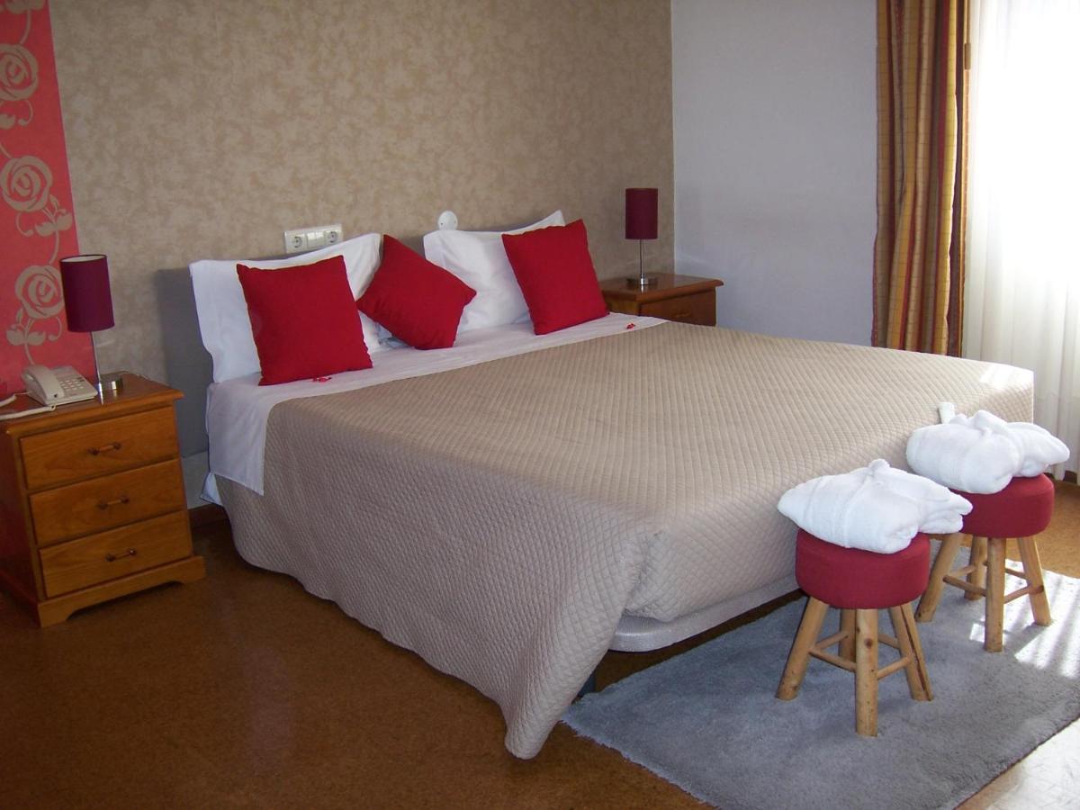 Hotel Santa Apolonia Bragança Eksteriør billede
