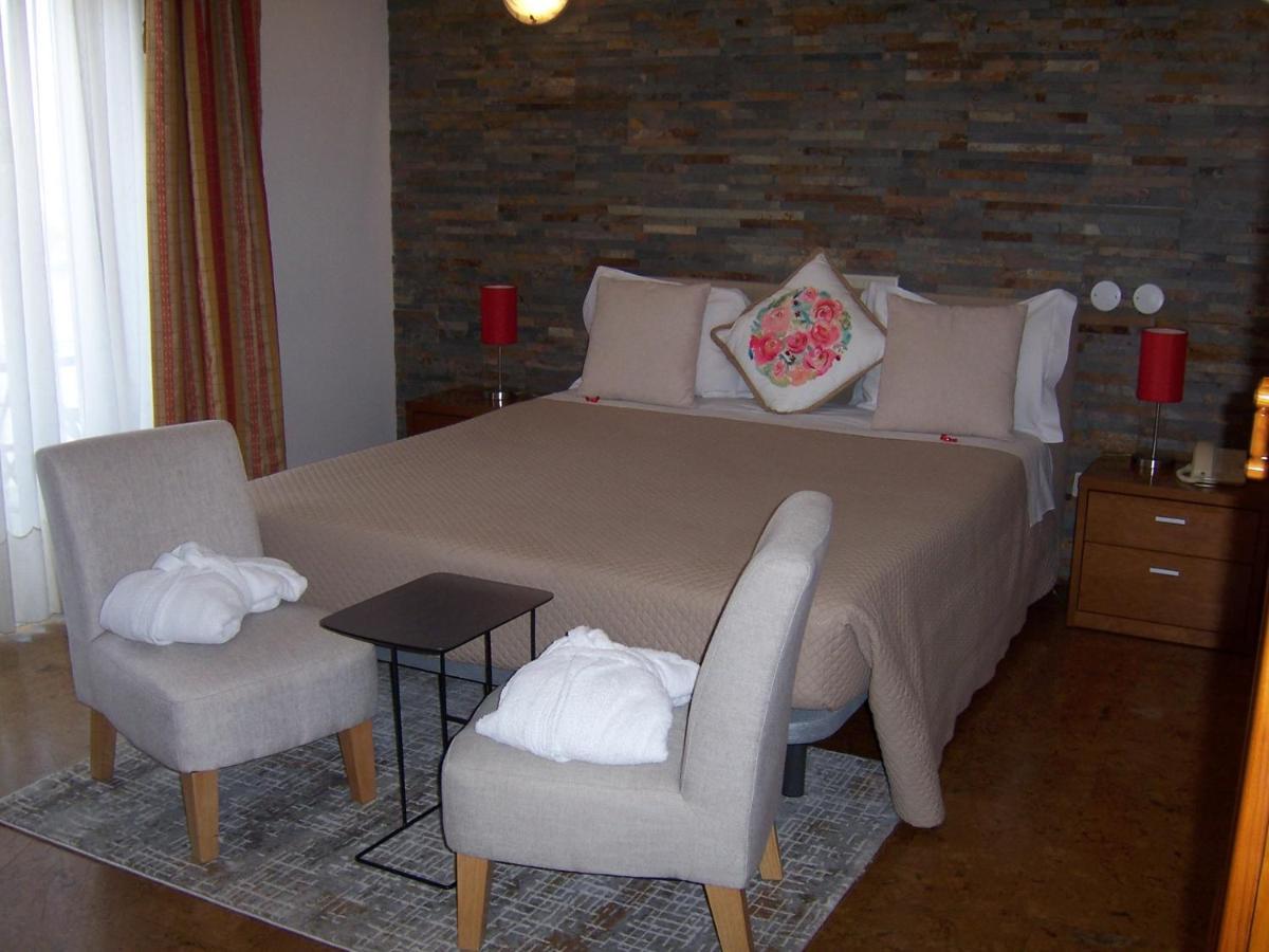 Hotel Santa Apolonia Bragança Eksteriør billede