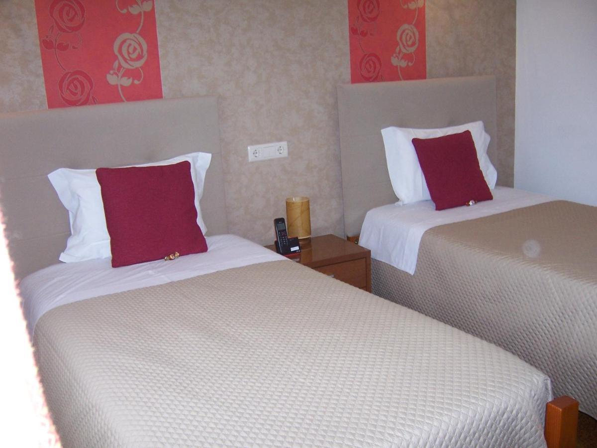 Hotel Santa Apolonia Bragança Eksteriør billede